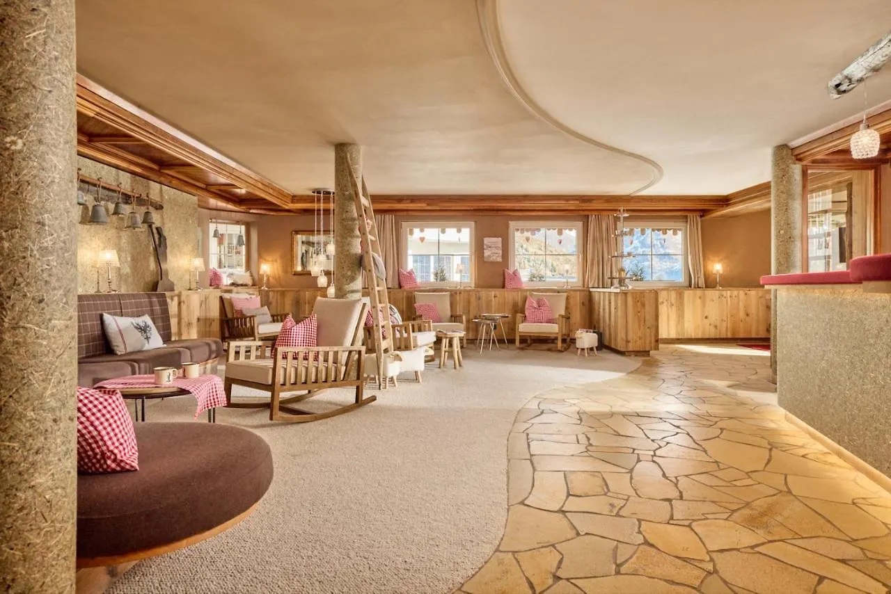 Hotel Alpenfriede Sölden